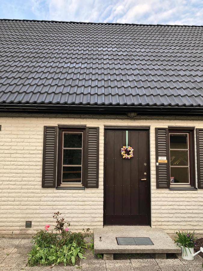 Anitas B&B Stockholm/Vaellingby Luaran gambar